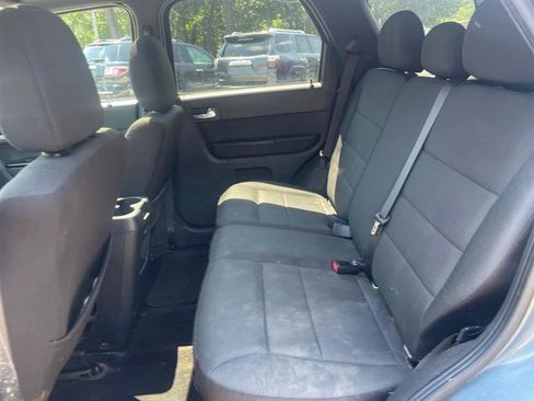 Used 2011 Ford Escape XLT w/ 202A Rapid Spec Order Code AWD/4WD image 12