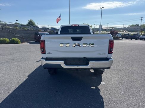New 2026 RAM 2500 Tradesman AWD/4WD image 4
