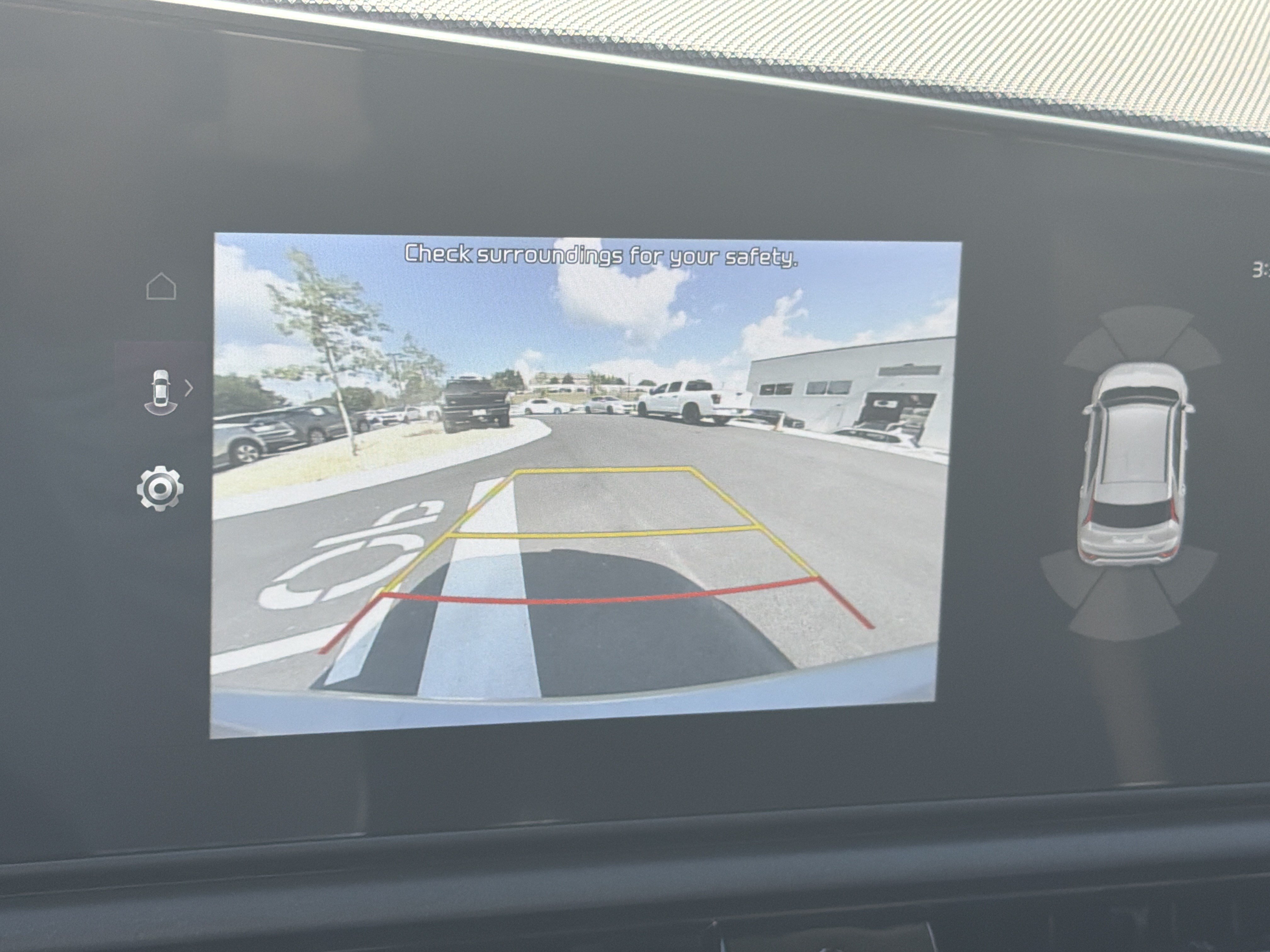 Certified 2025 Kia Niro FWD image 33