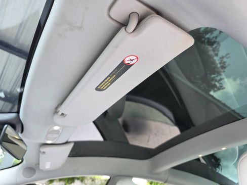 Used 2023 Tesla Model 3 Standard Range RWD image 22