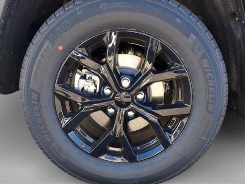 New 2026 Jeep Grand Cherokee Altitude image 6