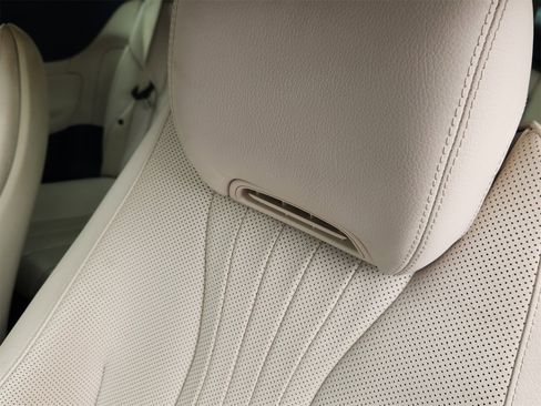 Used 2021 Mercedes-Benz E 450 Cabriolet image 25