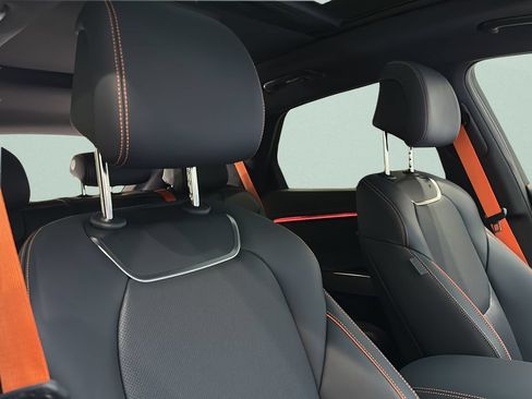 New 2026 Genesis GV70 2.5T Sport Prestige AWD/4WD image 19