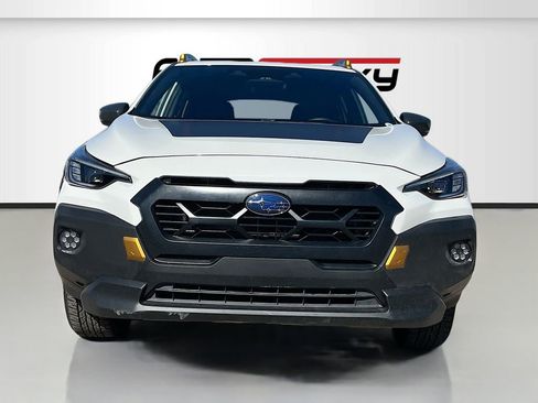 Used 2024 Subaru Crosstrek 2.5i Wilderness AWD/4WD image 2