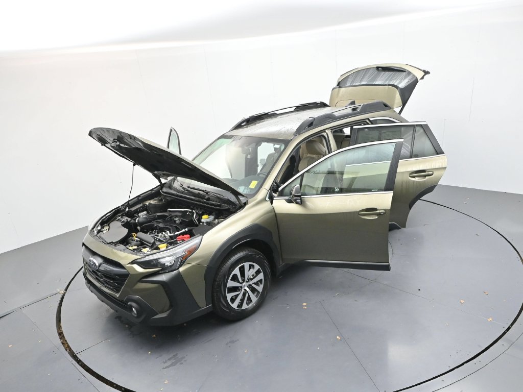 Certified 2025 Subaru Outback Premium AWD/4WD image 33
