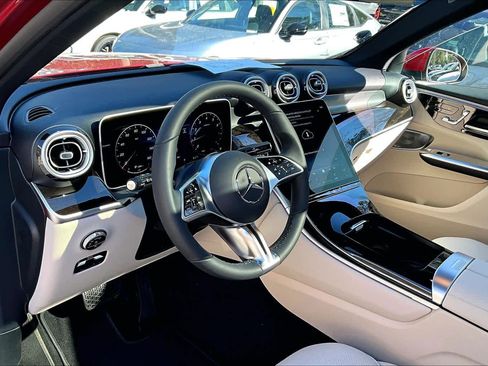 Used 2026 Mercedes-Benz GLC 300 GLC 300 image 35