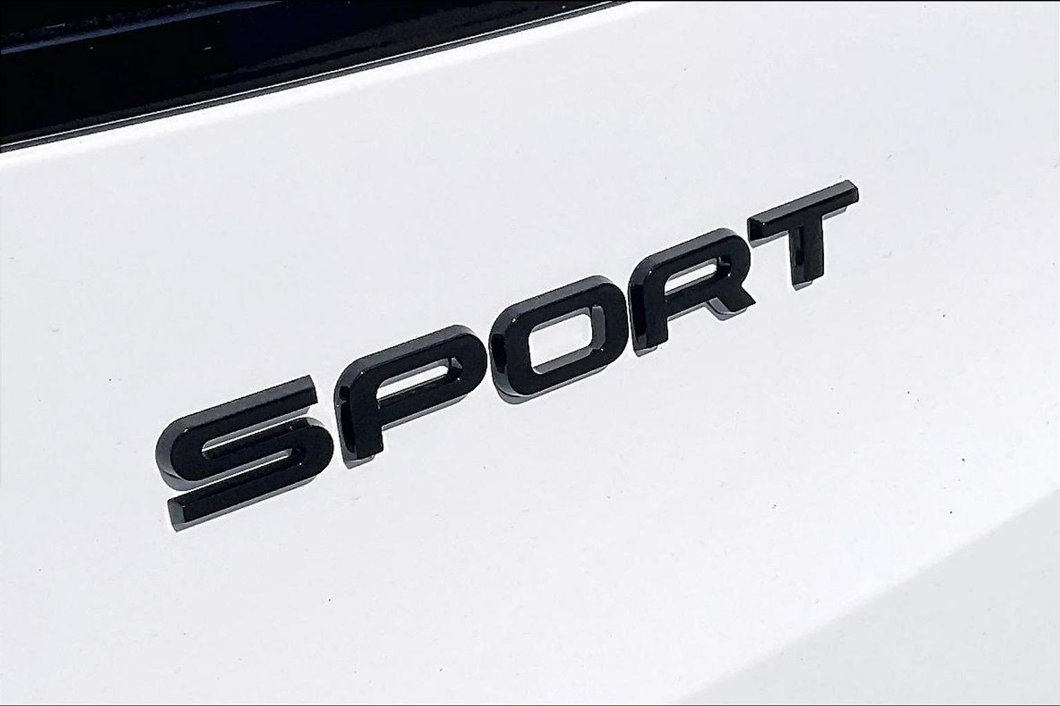 New 2026 Land Rover Range Rover Sport Dynamic SE AWD/4WD image 9
