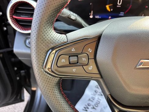 Used 2025 Chevrolet Trax RS w/ Driver Confidence Package FWD image 18