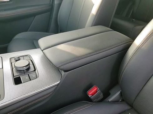 Certified 2025 MAZDA CX-70 Plug-In Hybrid w/ Premium Pkg image 20