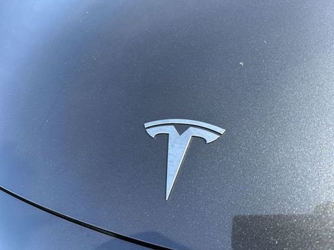 Used 2025 Tesla Model 3 Long Range RWD image 10