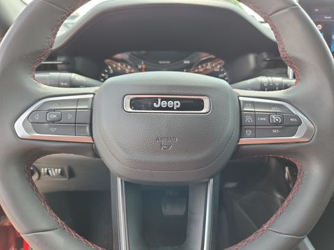 Used 2024 Jeep Compass Trailhawk AWD/4WD image 18