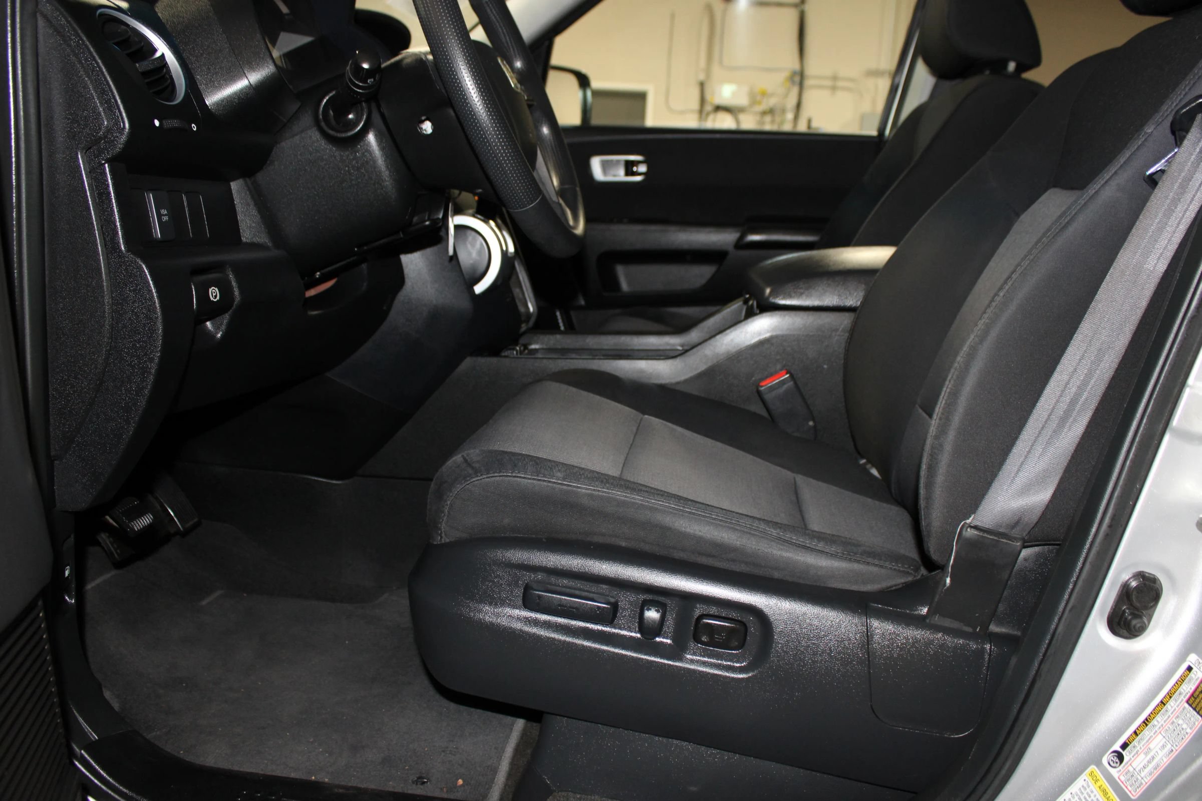 Used 2010 Honda Pilot EX image 24