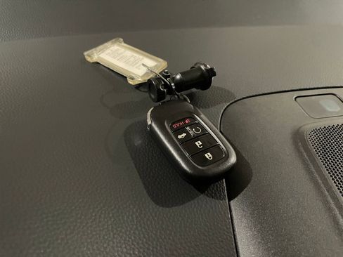 Used 2025 Honda Civic Sport image 22