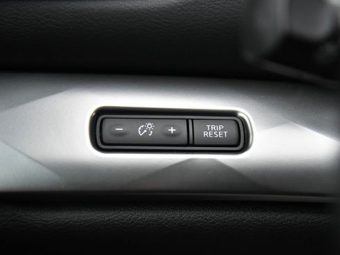 Used 2023 Nissan Maxima SV w/ Floor Mat Group image 31