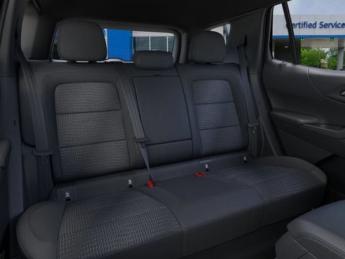 New 2026 Chevrolet Equinox LT w/ Safety and Technology Package FWD image 17