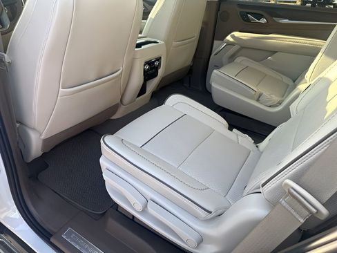 Used 2023 GMC Yukon Denali image 19