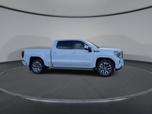 New 2026 GMC Sierra 1500 Denali image 2