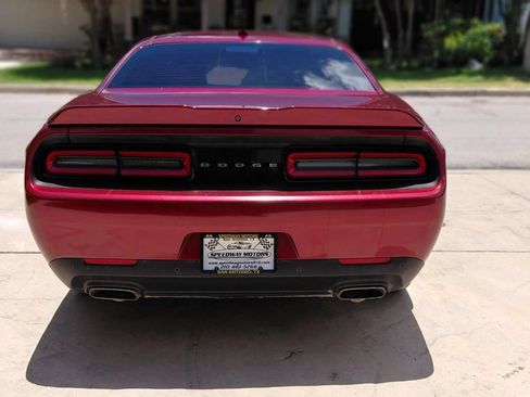 Used 2018 Dodge Challenger SXT Plus RWD image 5
