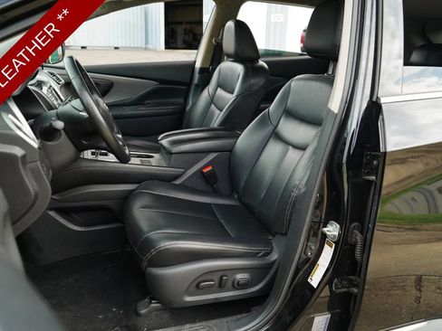 Used 2022 Nissan Murano SV FWD image 7