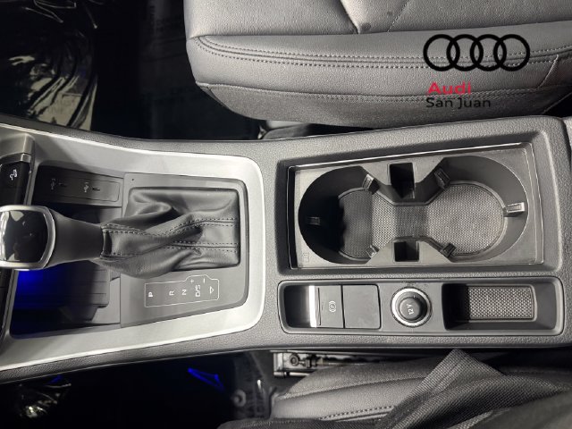 Used 2025 Audi Q3 2.0T Premium Plus w/ Premium Plus Package AWD/4WD image 23