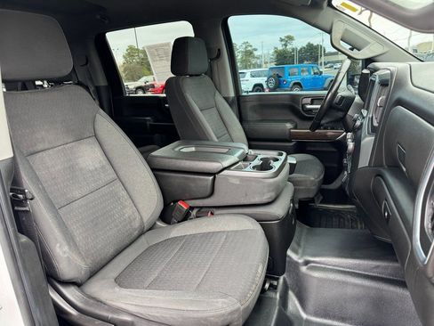Used 2022 Chevrolet Silverado 3500 LT w/ Convenience Package image 26