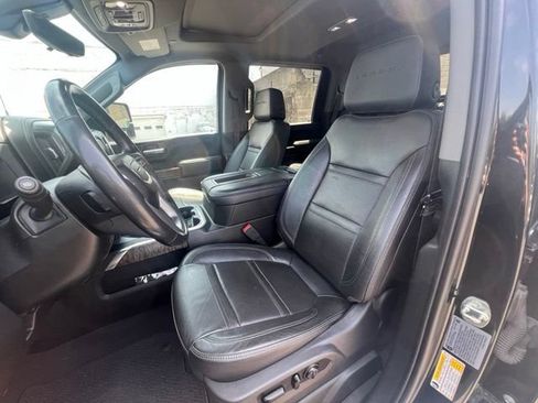 Used 2021 GMC Sierra 3500 Denali w/ Denali Ultimate Package AWD/4WD image 9