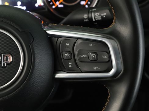 Used 2022 Jeep Gladiator Overland image 9