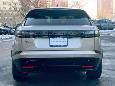 New 2026 Land Rover Range Rover Velar Dynamic SE image 4