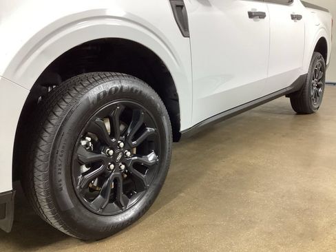 Used 2023 Ford Maverick XLT w/ XLT Luxury Package FWD image 2