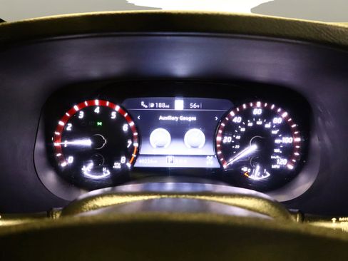 Used 2023 Nissan Frontier PRO-4X w/ Technology Package image 13