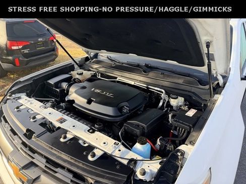 Used 2017 Chevrolet Colorado Z71 image 12