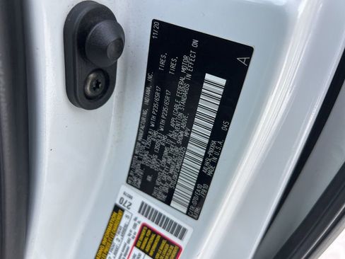 Used 2021 Toyota Sienna XLE w/ XLE Plus Package image 36