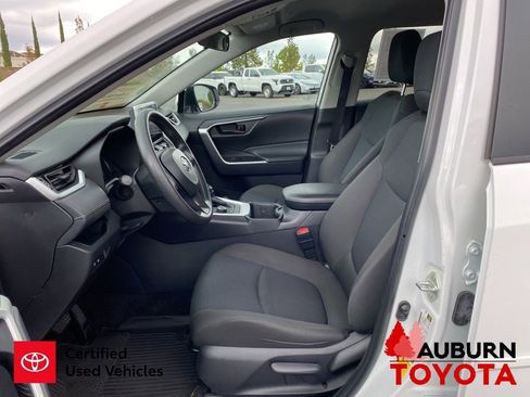 Certified 2024 Toyota RAV4 LE AWD/4WD image 29