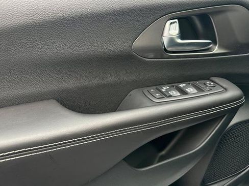 New 2026 Chrysler Voyager LX FWD image 7