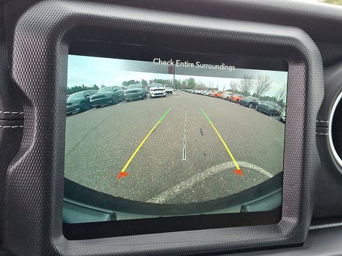 Certified 2022 Jeep Wrangler Unlimited Sahara w/ LED Lighting Group AWD/4WD image 29