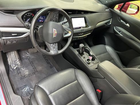 Used 2019 Cadillac XT4 Premium Luxury AWD/4WD image 30