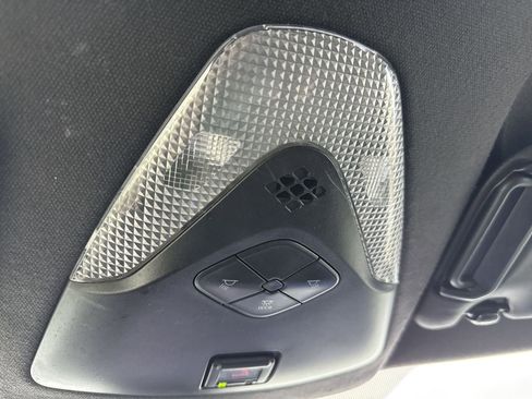 Used 2021 Toyota C-HR XLE image 25