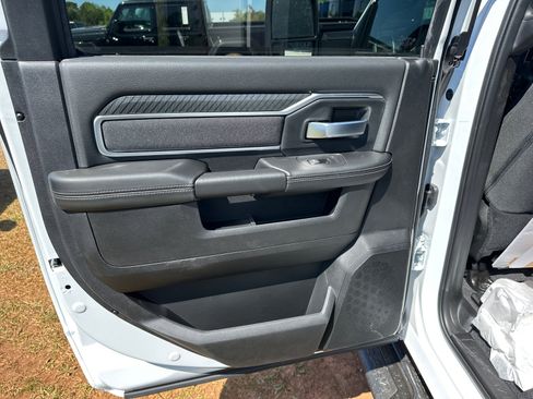 New 2025 RAM 2500 Big Horn image 22