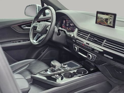 Used 2019 Audi Q7 3.0T Prestige w/ Prestige Package AWD/4WD image 51