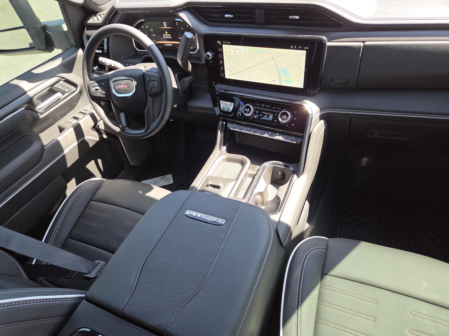 New 2026 GMC Sierra 2500 AT4X w/ AT4X AEV Edition AWD/4WD image 29
