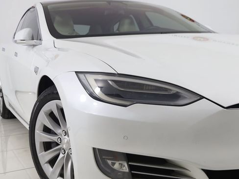 Used 2019 Tesla Model S 75D image 18