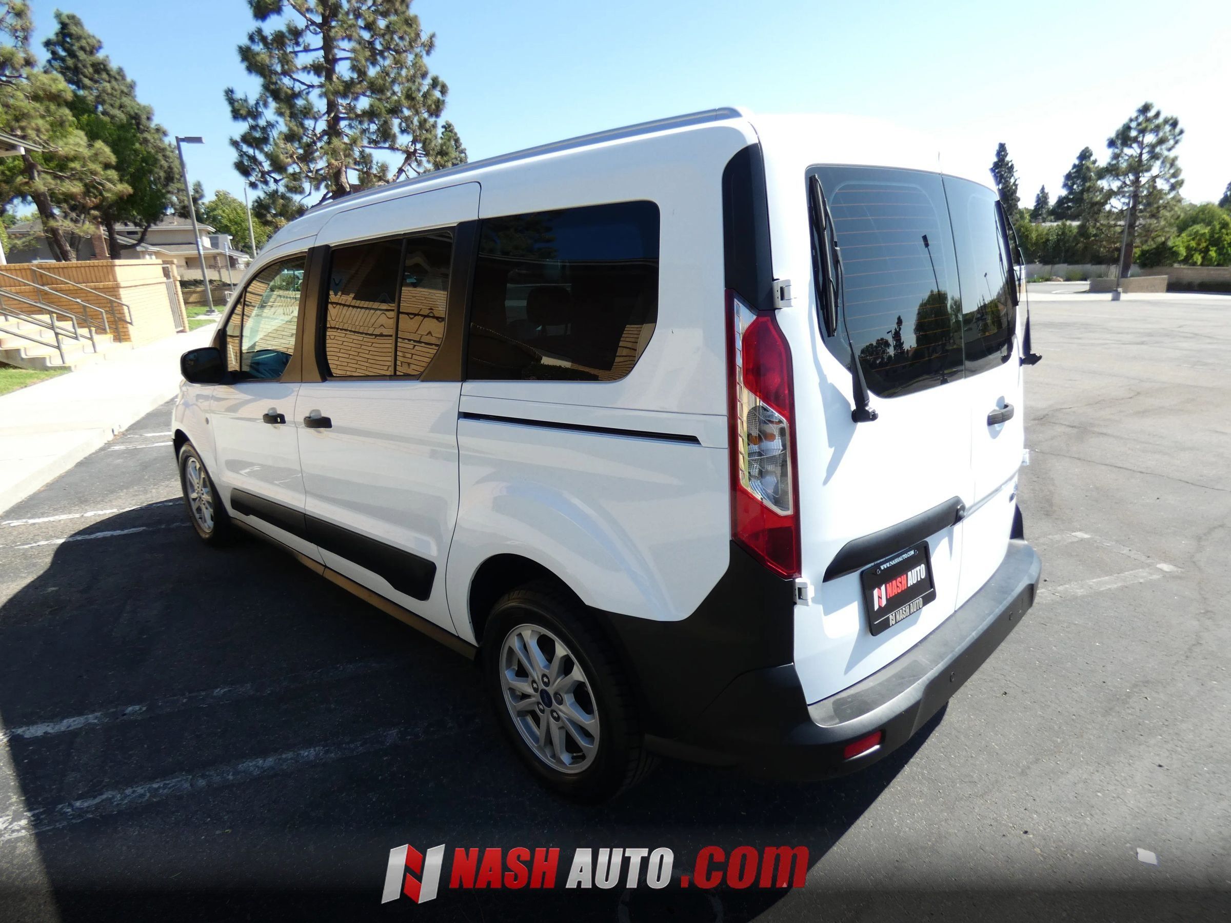 Used 2019 Ford Transit Connect XL FWD image 12