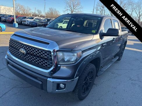 Used 2018 Toyota Tundra SR5 image 4