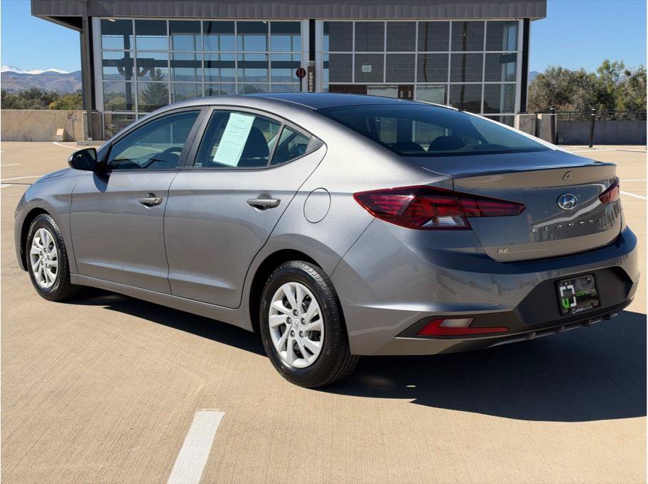 Used 2020 Hyundai Elantra SE w/ Cargo Package (C1) FWD image 6