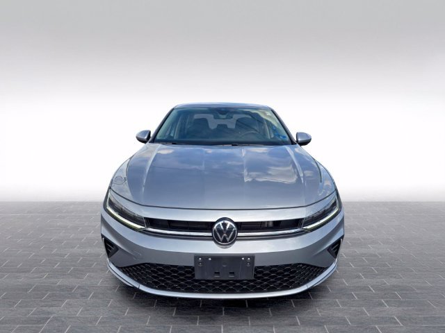 Used 2025 Volkswagen Jetta S FWD image 2