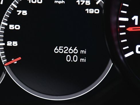 Used 2022 Porsche Cayenne GTS image 27