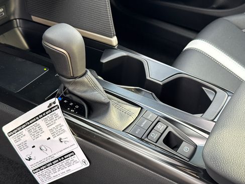 New 2026 Toyota Camry SE w/ Convenience Package FWD image 28