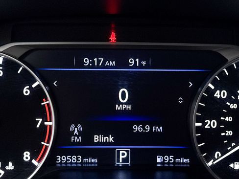 Used 2021 Nissan Altima 2.5 SV w/ SV Premium Package FWD image 34
