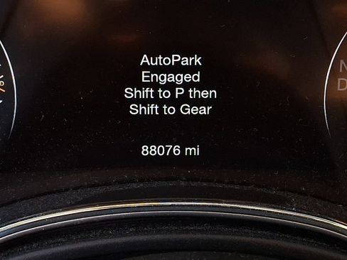 Used 2019 Jeep Grand Cherokee Limited AWD/4WD image 16