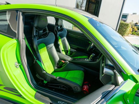 Used 2019 Porsche 911 GT3 RS image 11